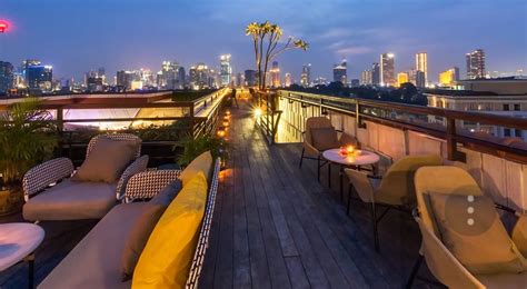Rekomendasi cafe rooftop di jakarta Nibble'S Guide 10 Cafe Rooftop di Jakarta Selatan yang Asyik Kala Senja by Danang Lukmana | December 03, 2021 Ada banyak nih rekomendasi cafe rooftop